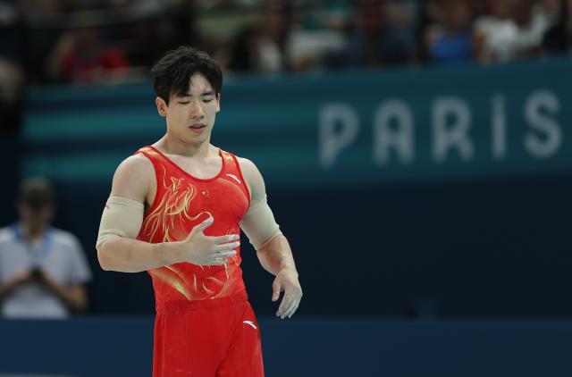 1722875578730073314.jpg 巴黎奥运会丨体操——男子双杠决赛赛况XxjpseC010056_20240805_MVPFN0A001.jpg